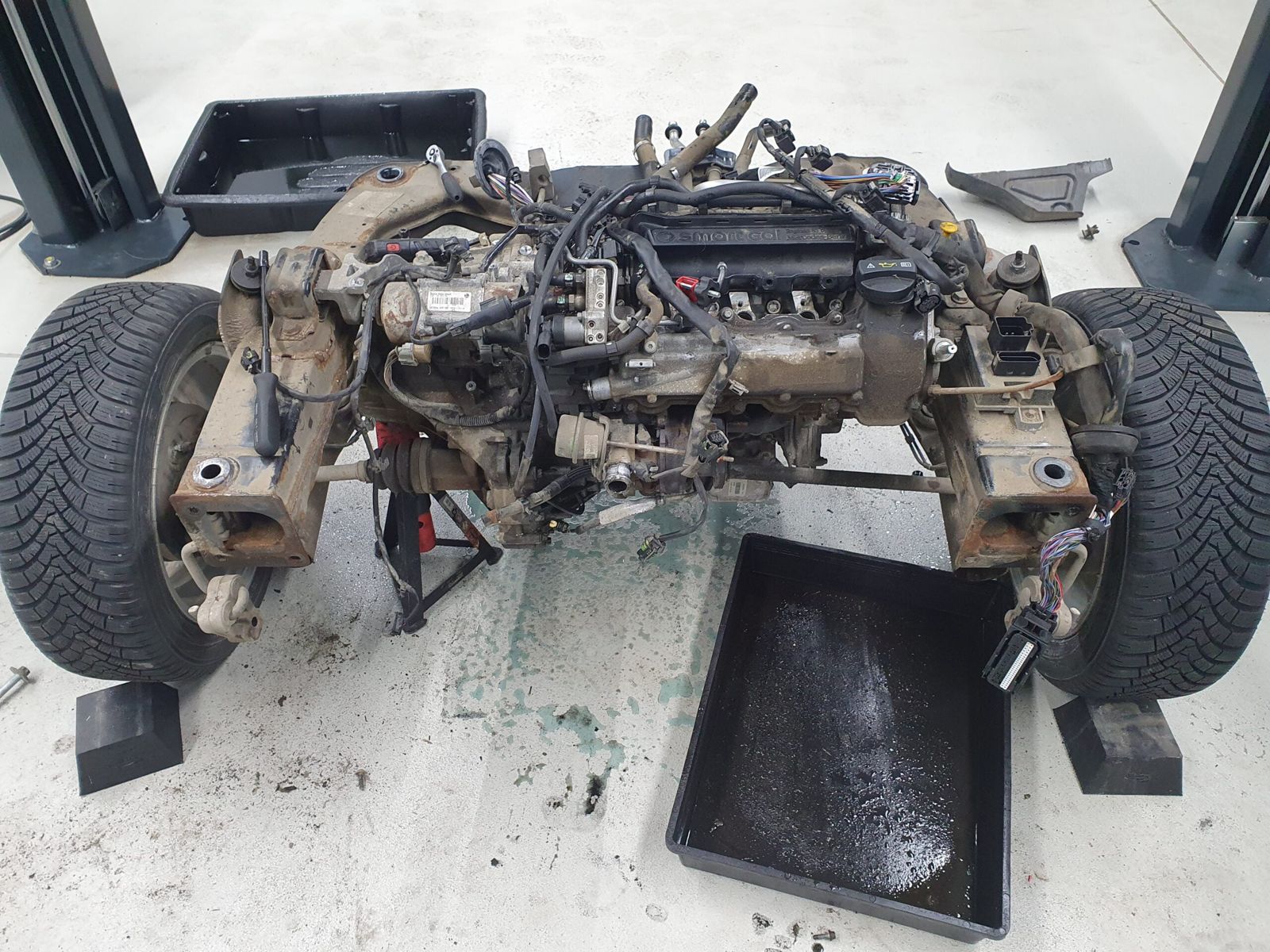 Einblick in die Werkstatt Carworx in Bergtheim, Foto 14