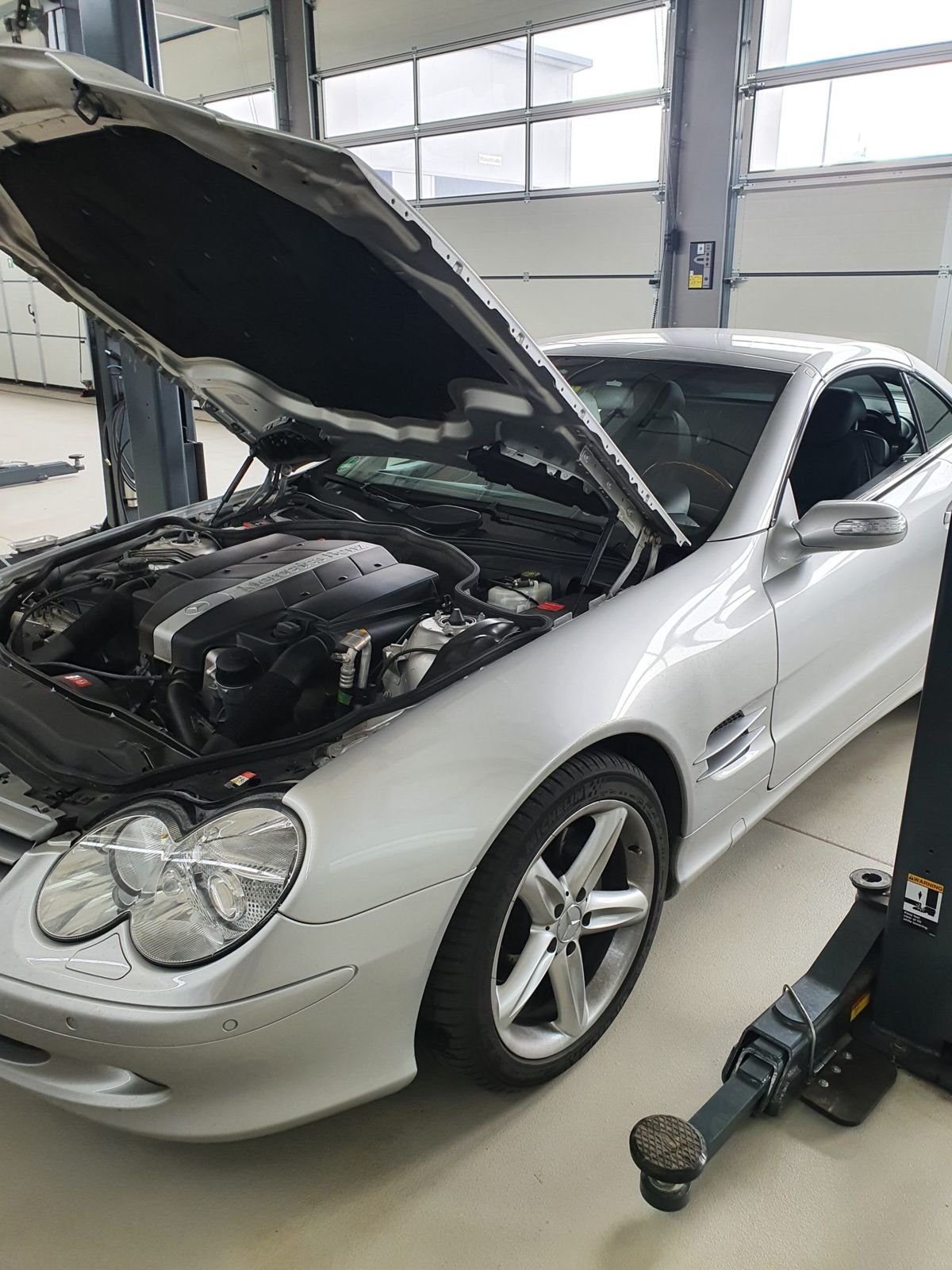 Einblick in die Werkstatt Carworx in Bergtheim, Foto 10